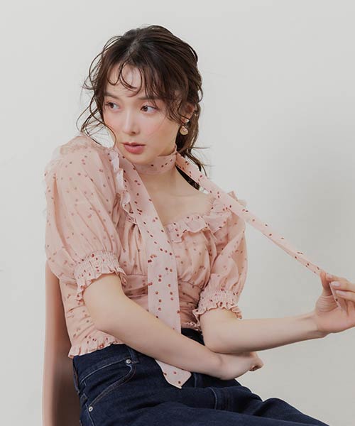 【Cherry&Strawberry】チェリープリントフリルクロップドブラウス