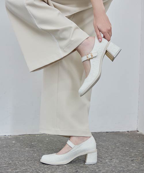 ヒールアップメリージェーンパンプス