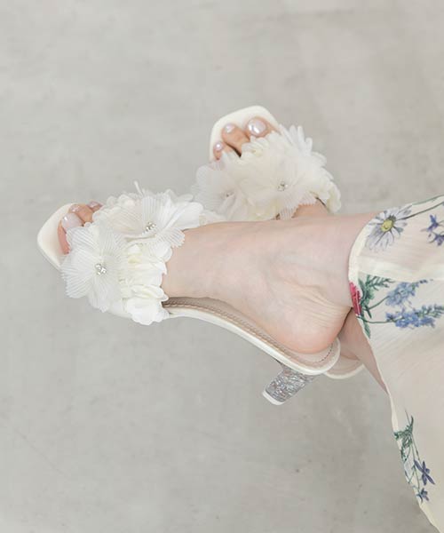 プリーツフラワーミュールサンダル