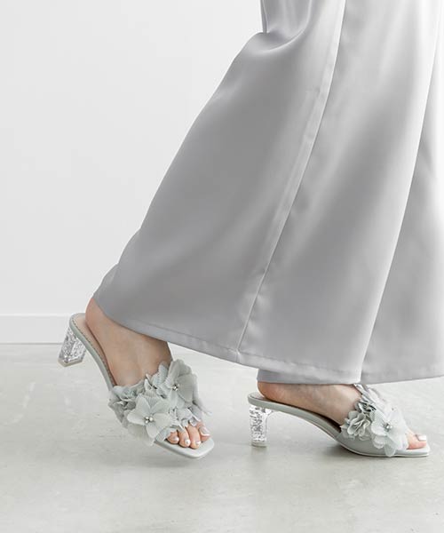 プリーツフラワーミュールサンダル